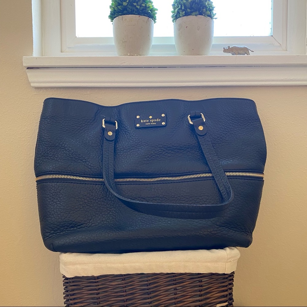 Black Kate Spade Expandable Tote